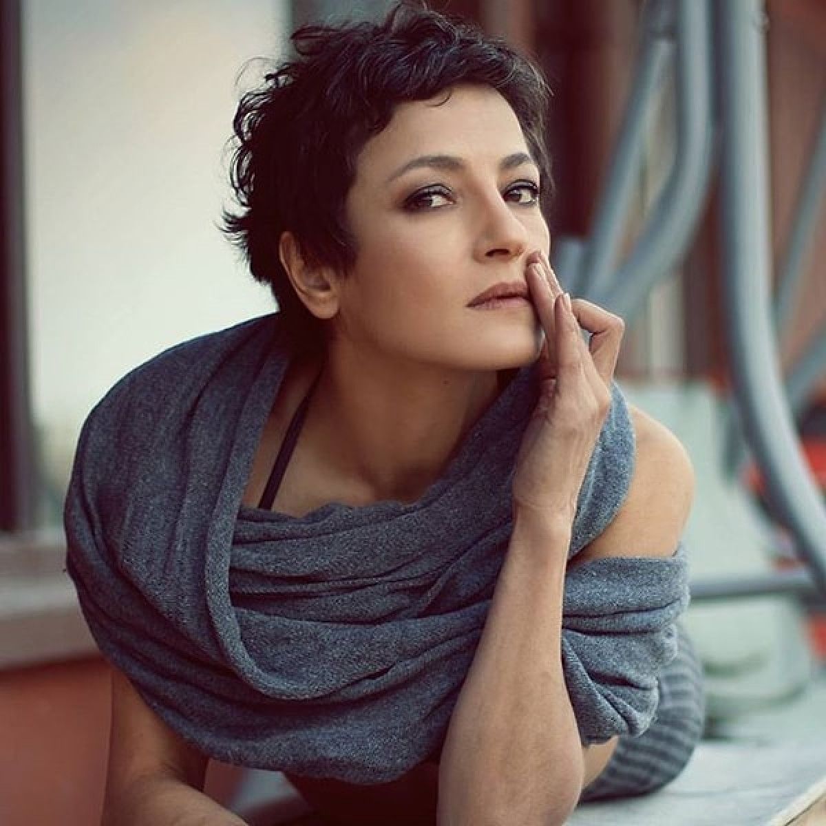 Uzak Şehir'de Fidan: Gözleri Üzerinde Tutan Usta Oyuncu İlkay Kayku Atalay