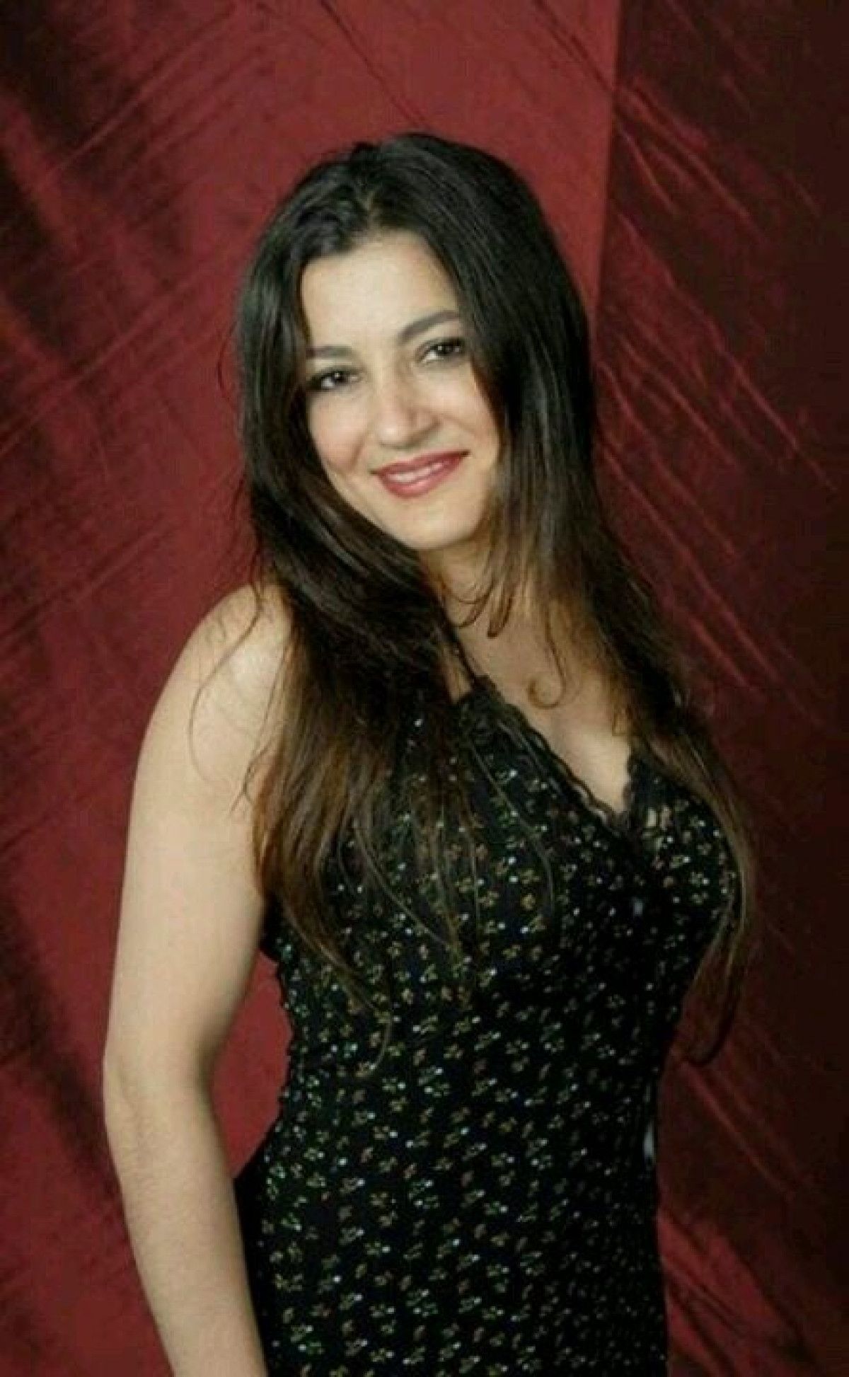 Uzak Şehir'de Fidan: Gözleri Üzerinde Tutan Usta Oyuncu İlkay Kayku Atalay