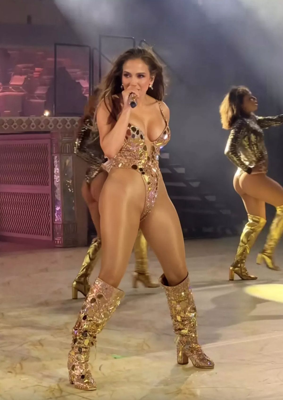 Netra Mantena ve Vamsi Gadiraju’nun Udaipur Düğünü: Jennifer Lopez Sahne Şovuyla Taçlandı