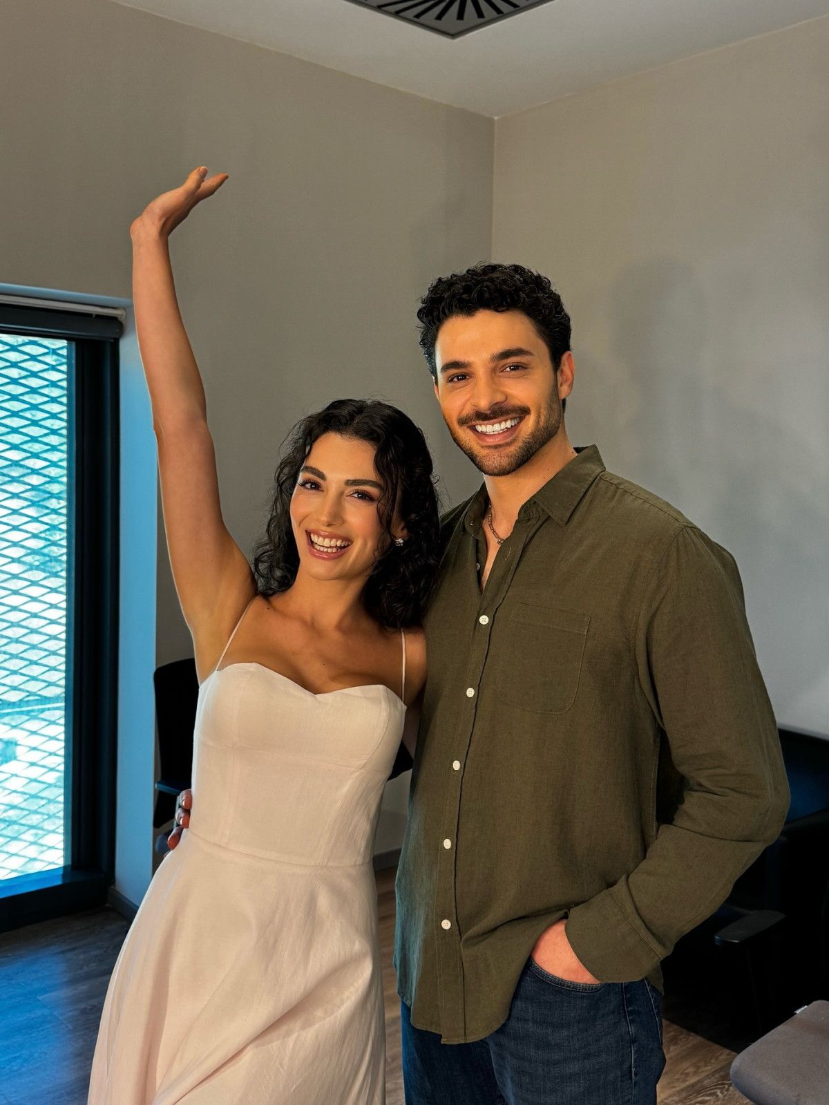 Özge Yağız ve Burak Berkay Algül Çifti: Ayrılık ve Söylentiler Büyüyor