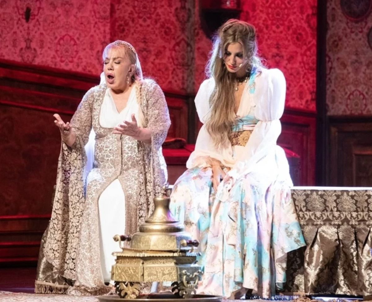 Müzikal Krizinde İki İsim: Şıkel ve Koşan Arasındaki Tartışmanın Perde Arkası