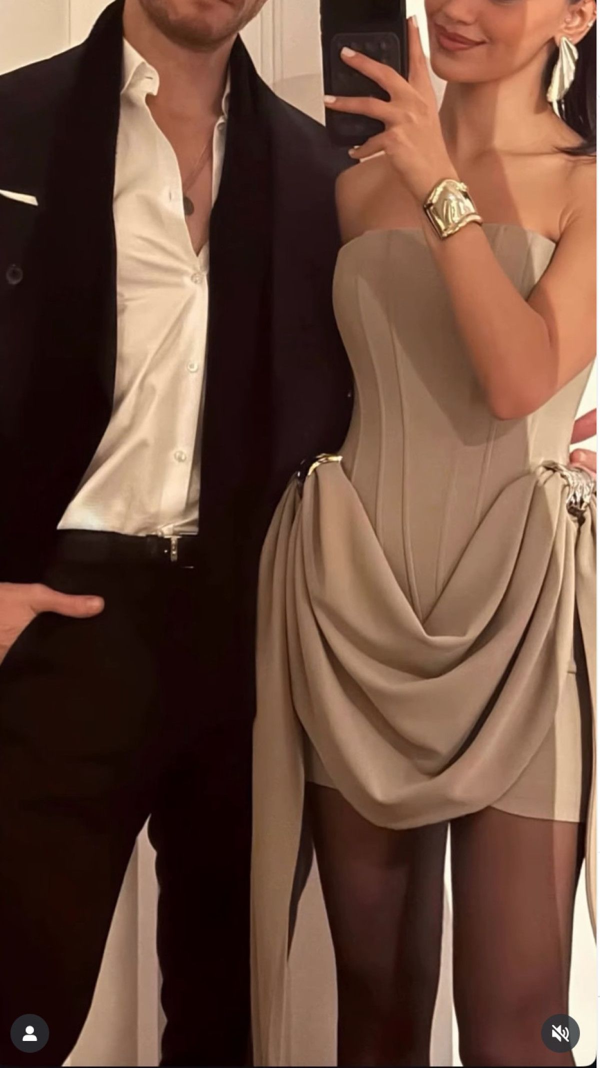 Kerem Bürsin ve Yağcıoğlu Çifti: Aşka Dair Yeni Bir Post İle Günümüze Dawar Gündemi