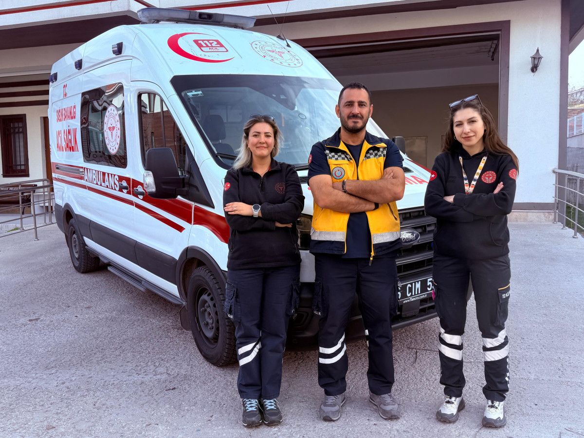 Ankara'da 112 Ambulans Şoförü ve İlk Müdahale Uzmanı Müzeyyen Karahan: Zamanla Yarışan Bir Hayat