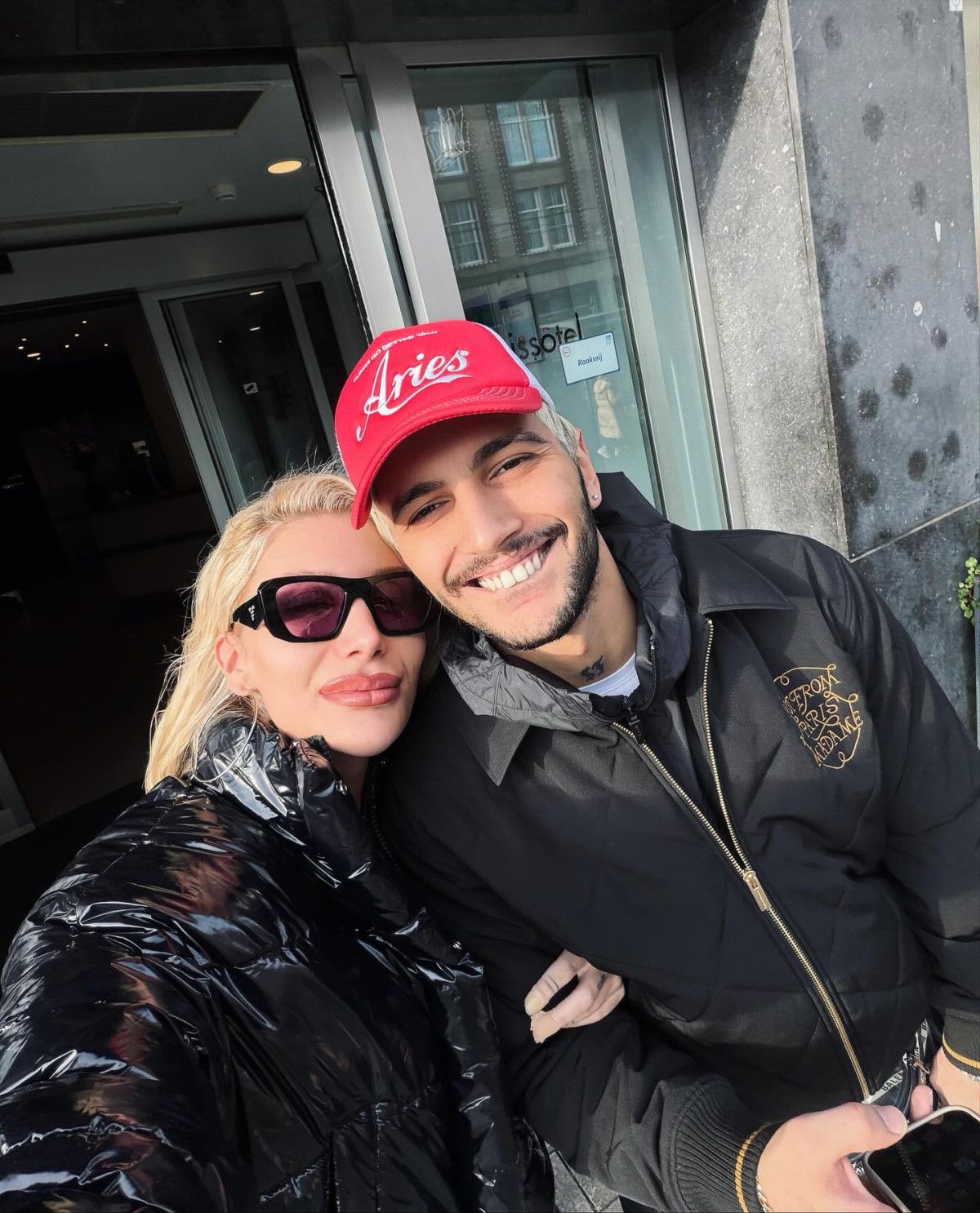 İrem Derici, Konserinde Çocuk Sahibi Olma Dedesini Yüzeye Taşıyor: Şu An Köpek Gibi İstiyorum