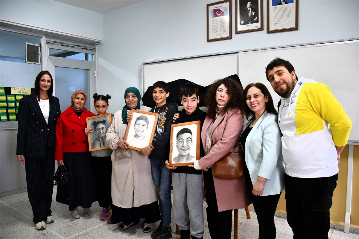 Mutluluğun Portreleri: Özel Eğitim Öğrencileri İçin Düzenlenen Karakalem Yolculuğu