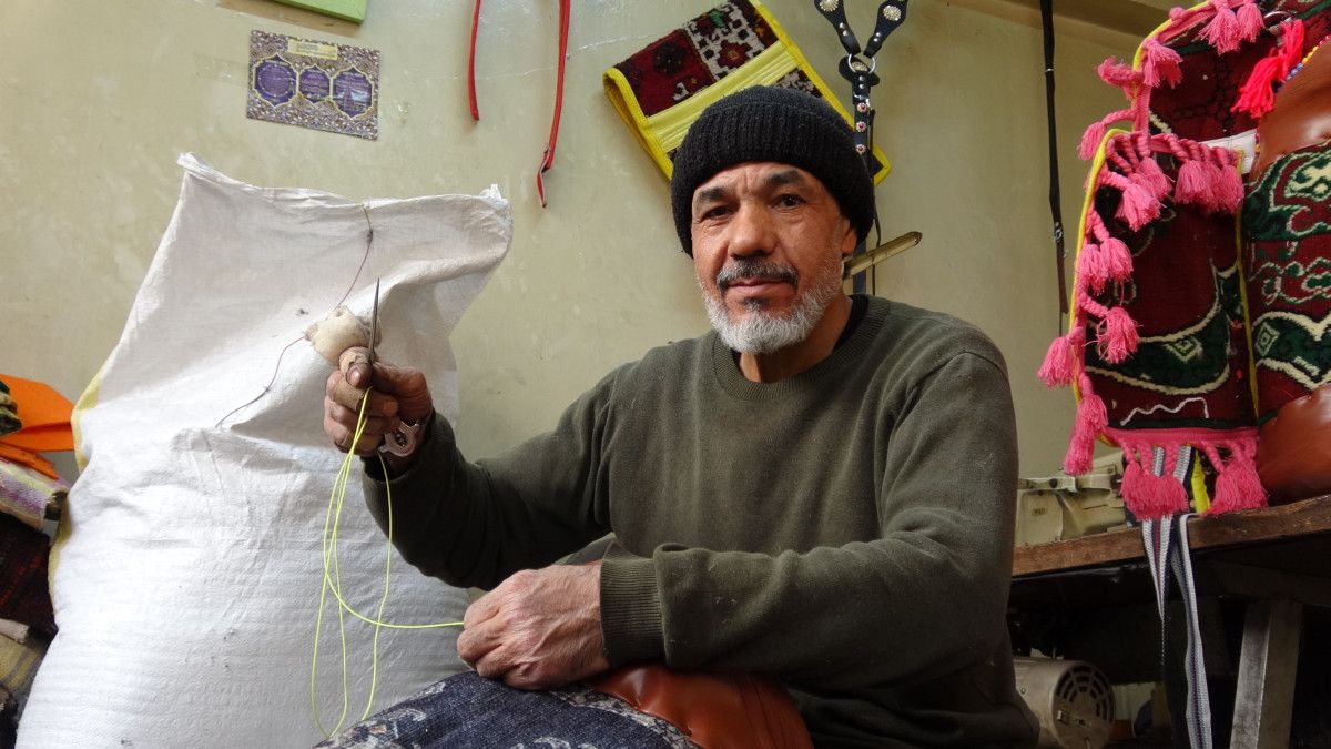 55 Yıllık Meslek Tutkusu: Gaziantep’te Semer Ustası Ali Danaoğlu’nun Gelenekle Mücadelesi