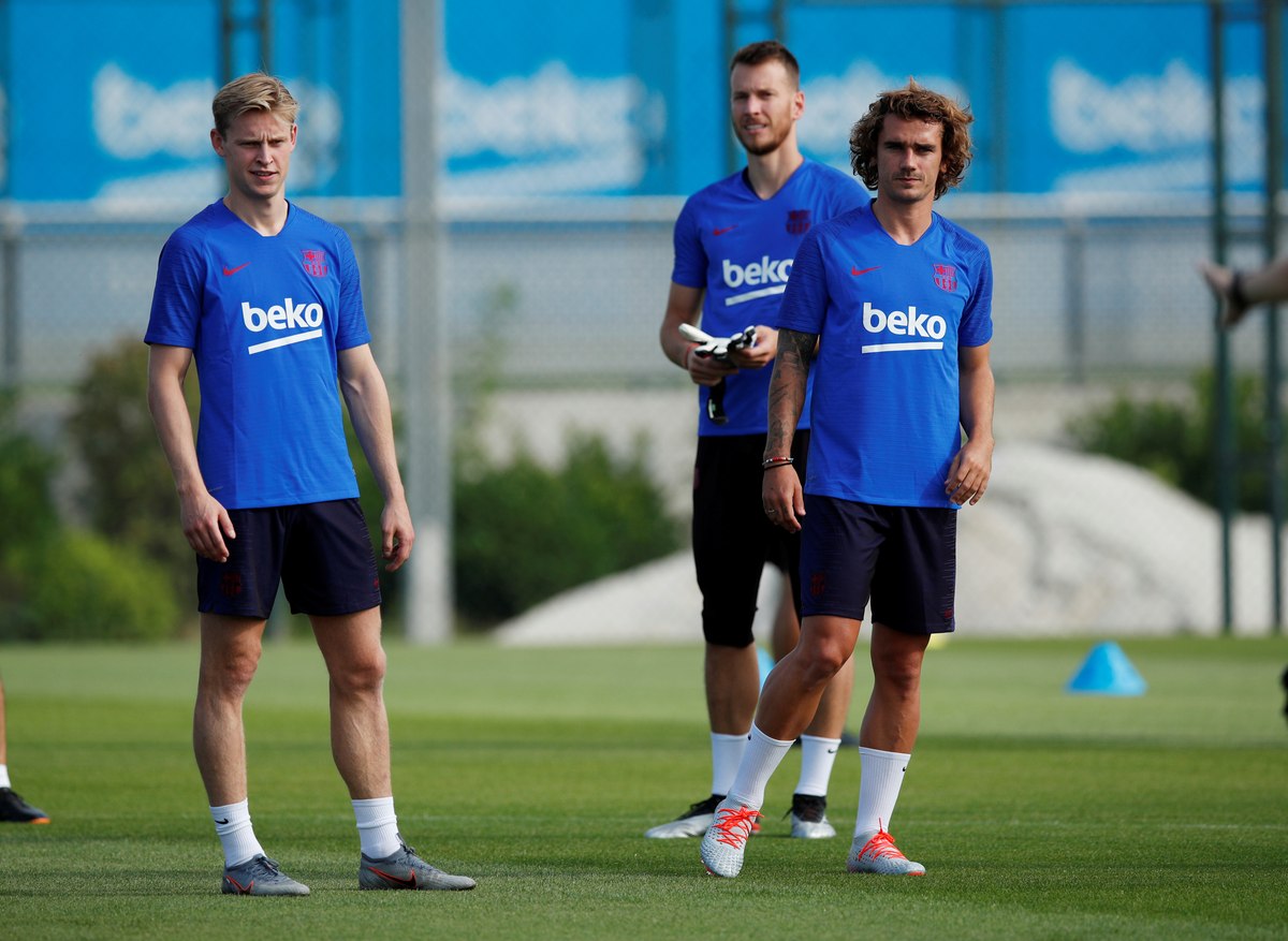 Barcelona'dan gelir rekoru