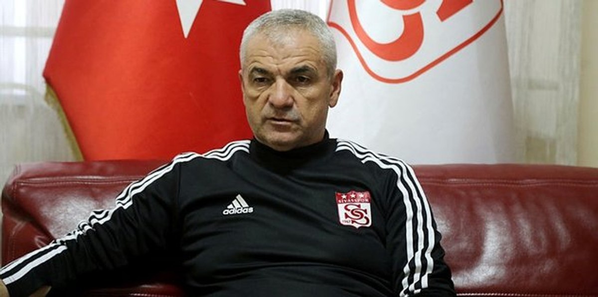 Rıza Çalımbay: Emre ve Mert Hakan gidebilir