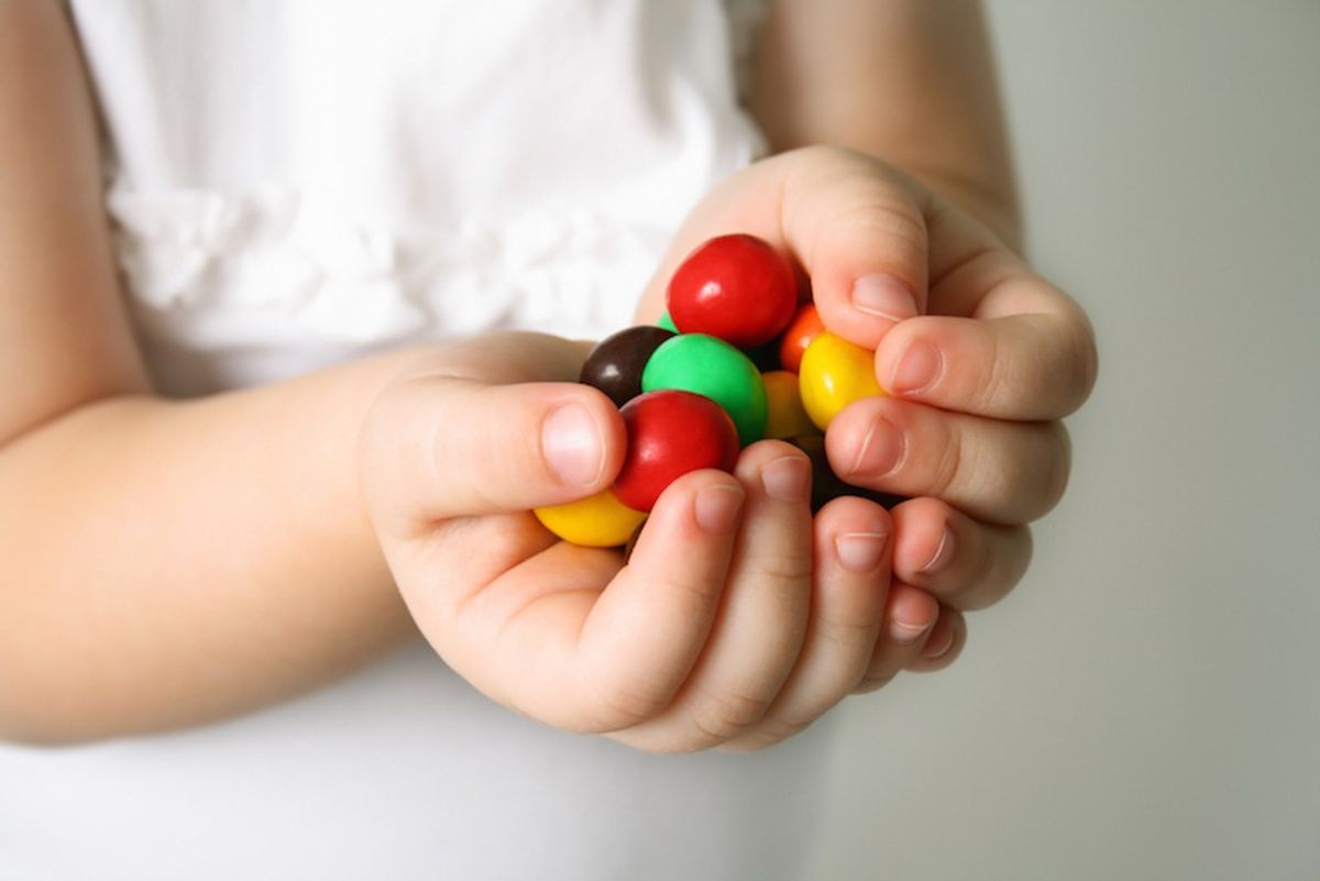 Bayramda çocukların aşırı et ve şeker tüketimine dikkat
