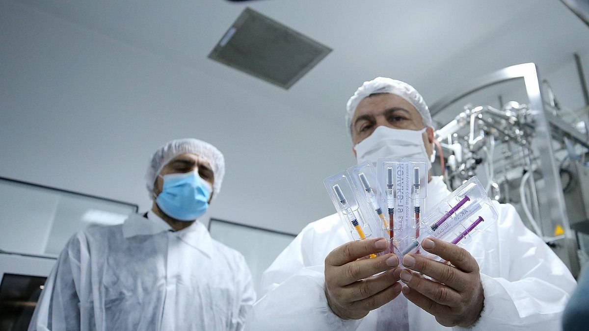 Koronavirüs aşısı ilk olarak sağlıkçılar ve yaşlılara vurulacak