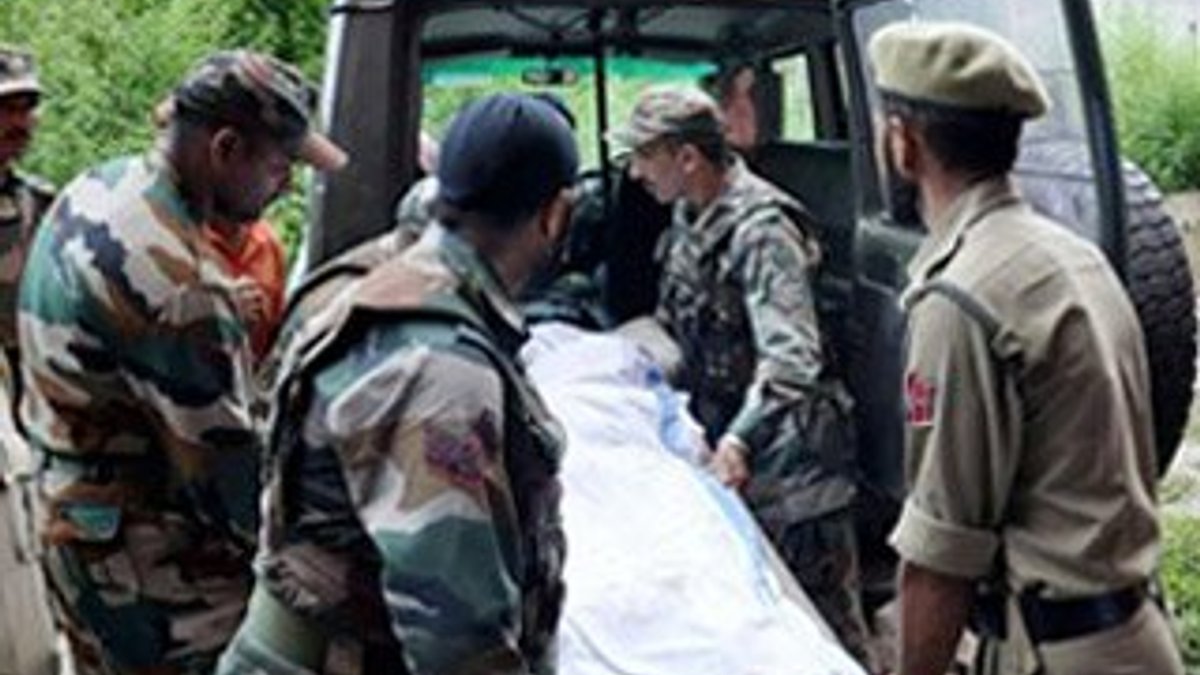 Hindistan, Keşmir'de ölen siviller için belge vermiyor