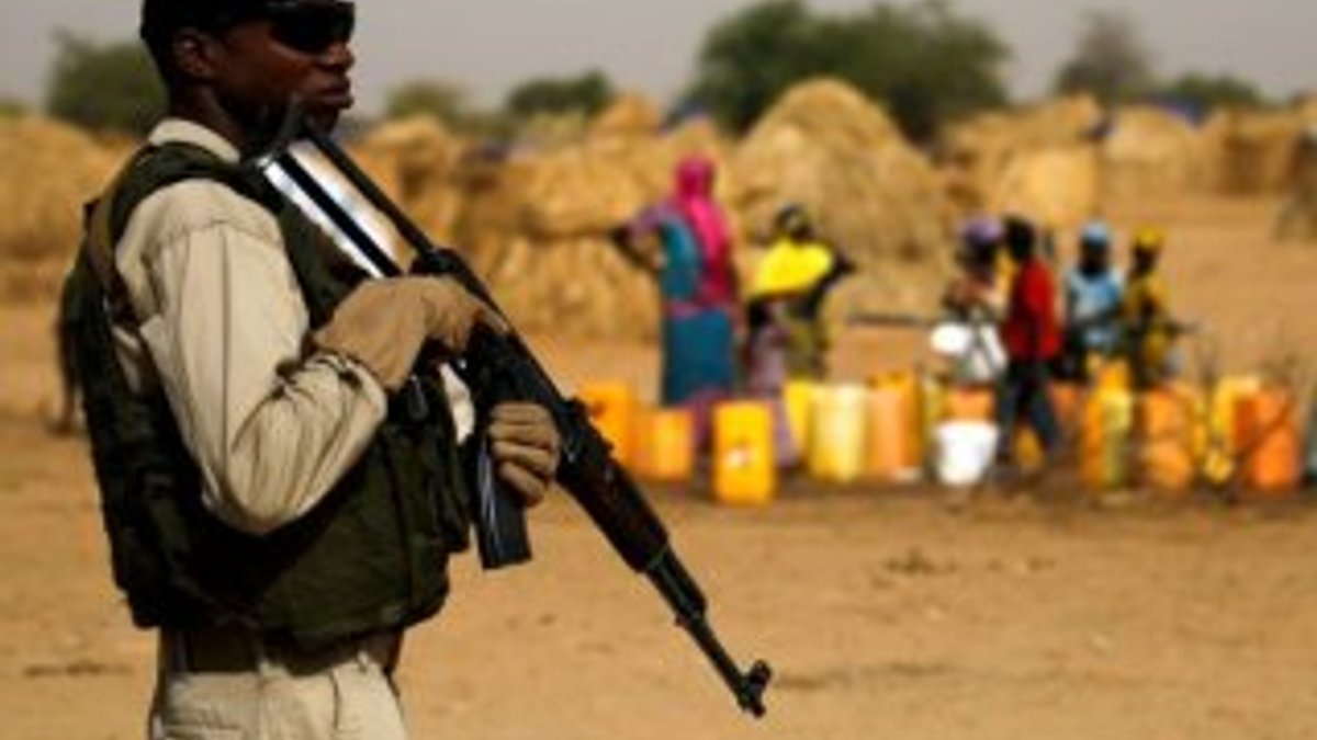 Nijerya'da silahlı saldırılar, 4 bin insanı göçe zorladı