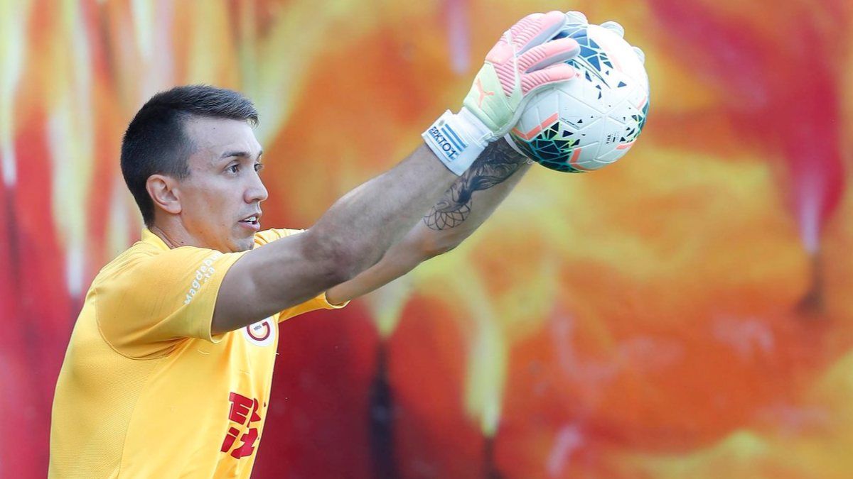 Fernando Muslera kasım ayında sahalara dönmeye hazırlanıyor