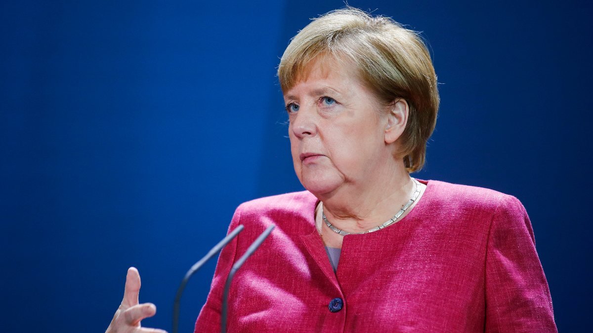 Merkel: Salgın kontrol altına alınırsa ekonomik toparlanma hızlanır