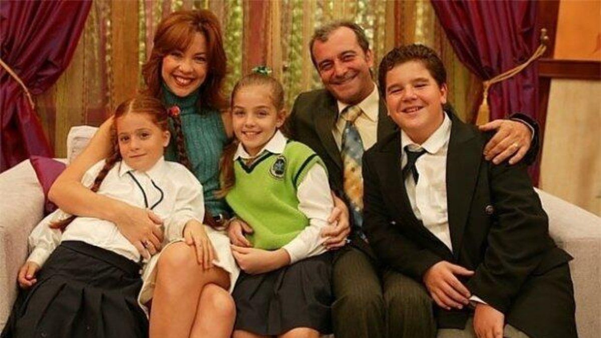 Sihirli Annem dizisi yıllar sonra yeniden başlıyor