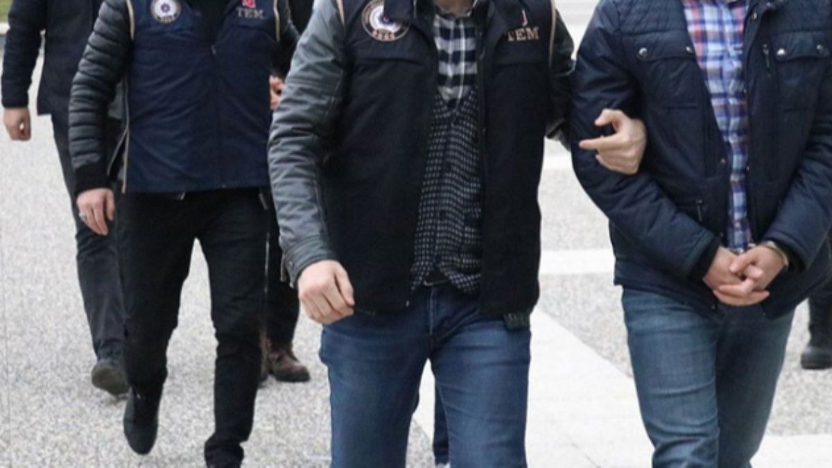 PKK/KCK'ya yönelik soruşturma kapsamında görevde olan 26 öğretmene gözaltı