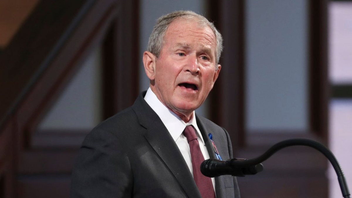 Eski ABD Başkanı Bush: Muz cumhuriyeti değiliz