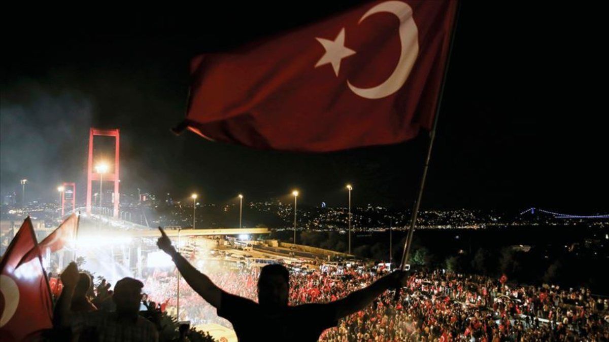 AYM, 15 Temmuz'da darbeye karşı koyan sivillere ilişkin kararını açıkladı