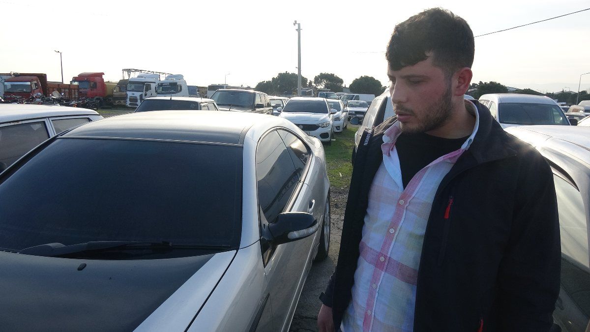 Balıkesir'de aracını satmadığı kişiler, araca icra koydurdu