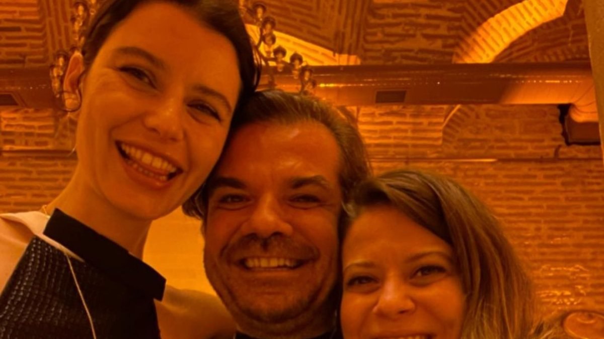 Beren Saat ve Kenan Doğulu'dan aşk dolu pozlar