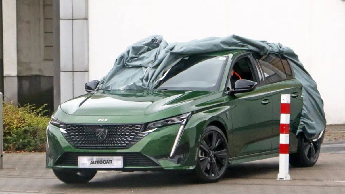 2021 Peugeot 308, yeni logosuyla görüntülendi