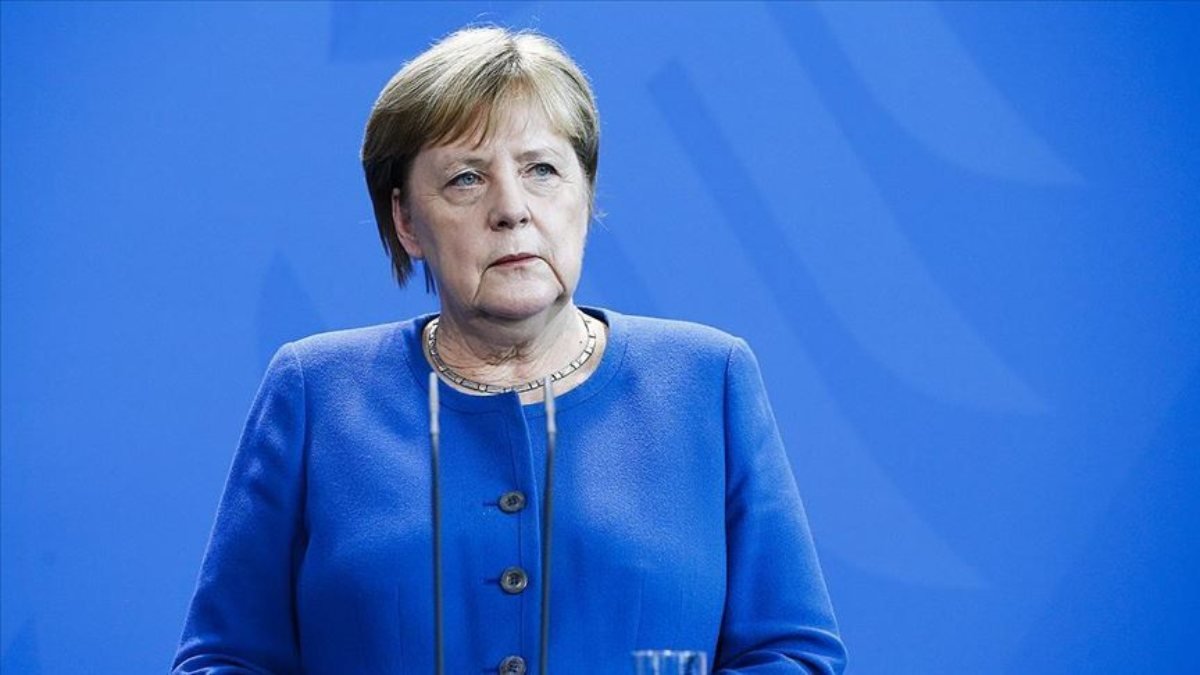 Angela Merkel: Virüsü birlikte yeneceğiz