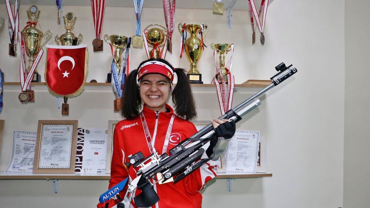 Mardinli Elif, milli atıcılık yaparak 9 Türkiye rekoru kırdı