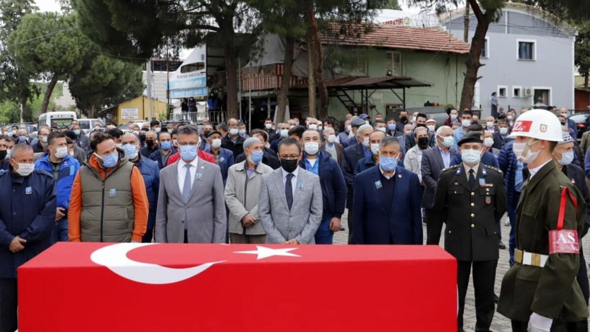 Manisa'daki Kıbrıs gazisi, son yolculuğuna uğurlandı