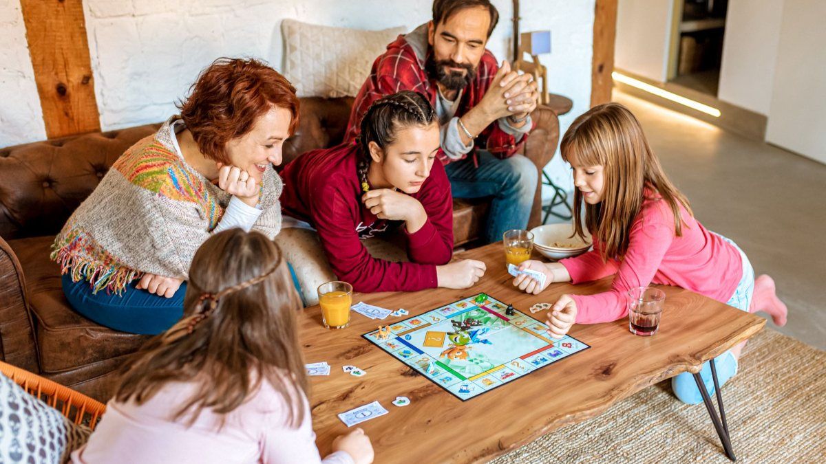 Pandeminin psikolojik etkilerini aile içi aktivitelerle yönetin