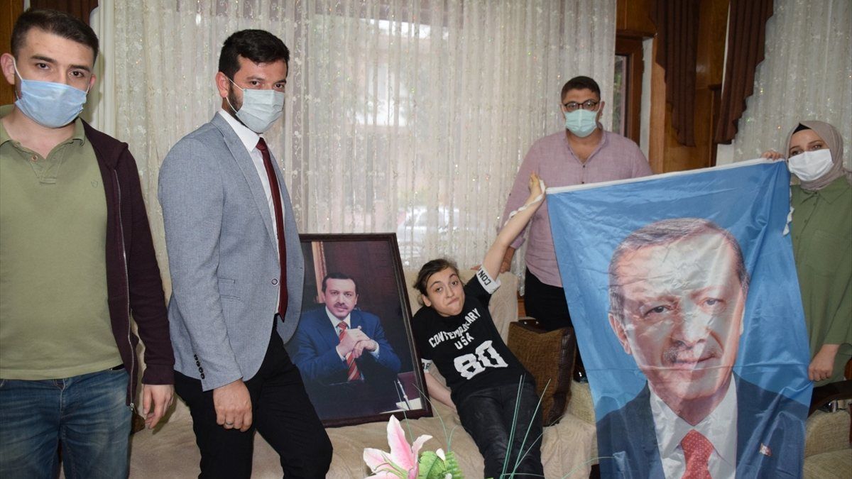 Cumhurbaşkanı Erdoğan'dan serebral palsi hastası Merve'ye video mesaj