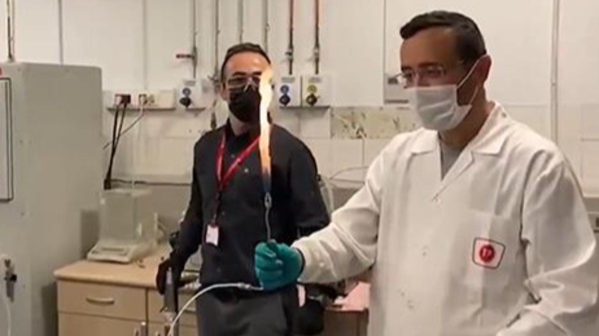 Keşfedilen doğalgazın enerjiye dönüştü anlar paylaşıldı