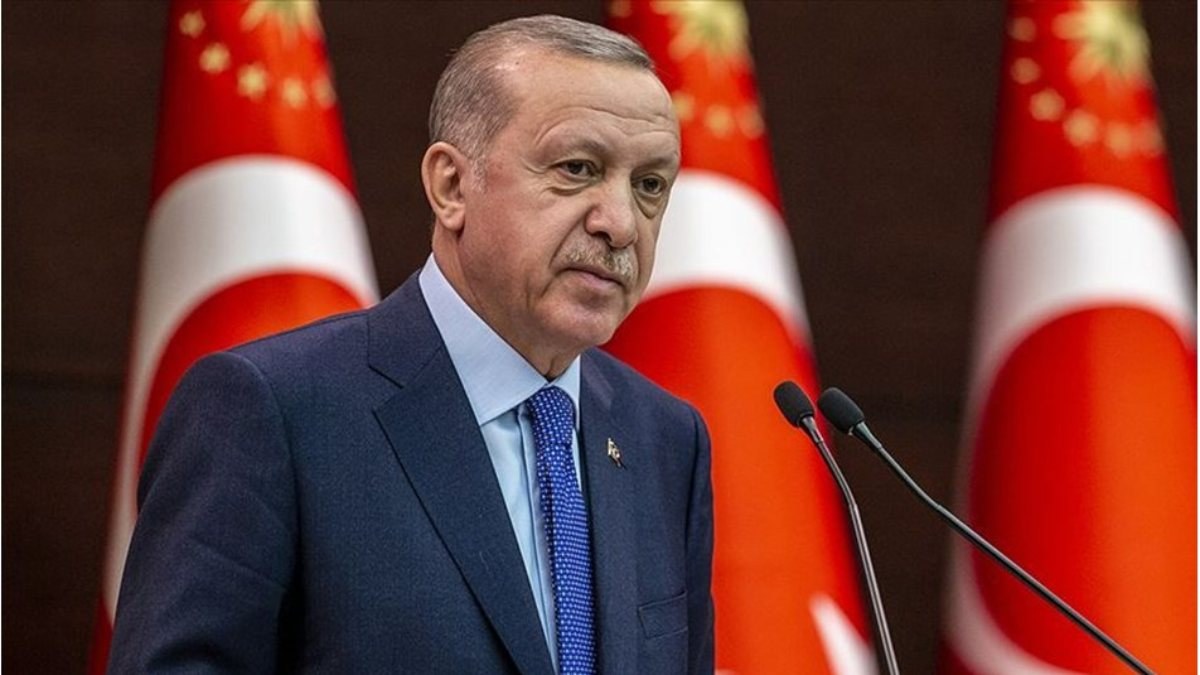 Cumhurbaşkanı Erdoğan'dan, A Milli Kadın Voleybol Takımı'na tebrik