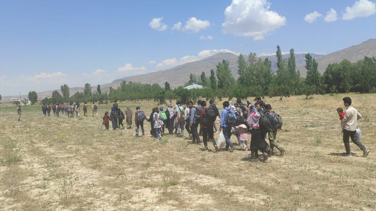 Van'da 80 Afganistan uyruklu yakalandı