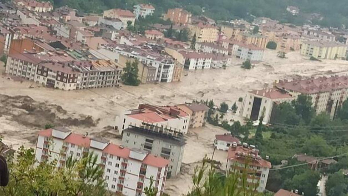 İletişim Başkanlığı: Sel bölgesine 23 milyon TL nakdi ödenek gönderildi