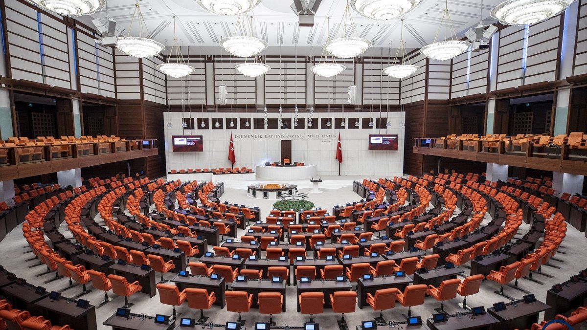 HDP'li ve DBP'li milletvekillerinin dokunulmazlık fezlekeleri Meclis'te