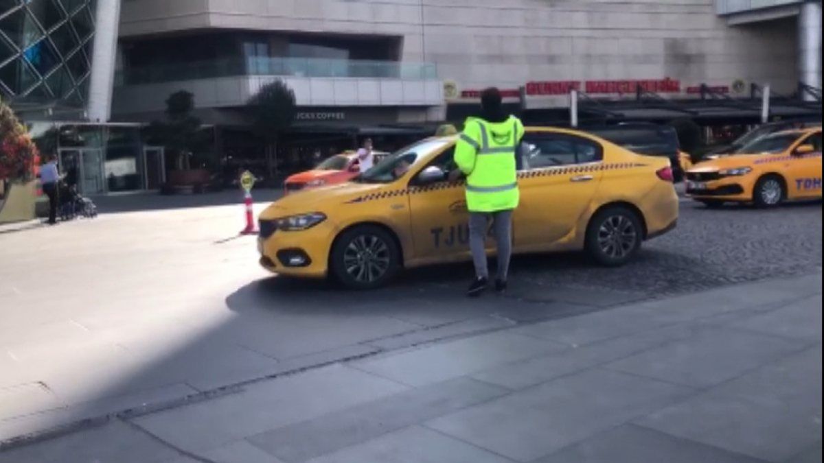 Başakşehir'de değnekçiye gözaltı