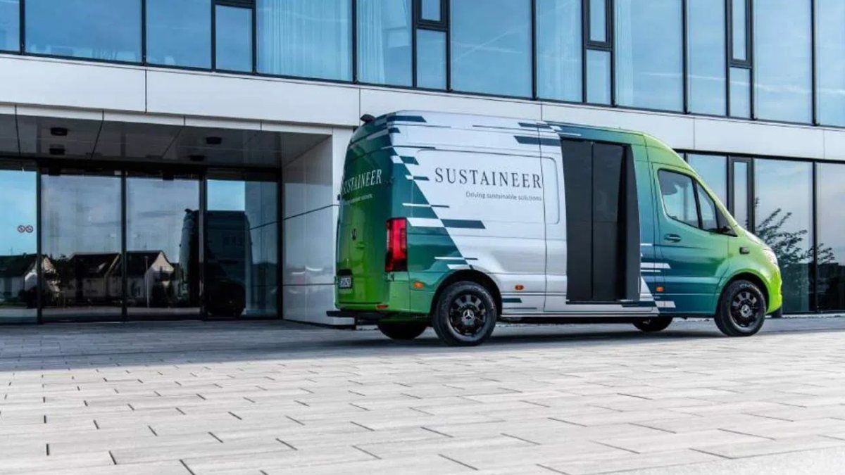 Mercedes'ten havayı temizleyen elektrikli minibüs: Sustaineer
