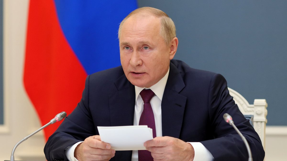 Putin uyardı: Aşılamayı tamamlamazsak tüm çabalarımız boşa gider