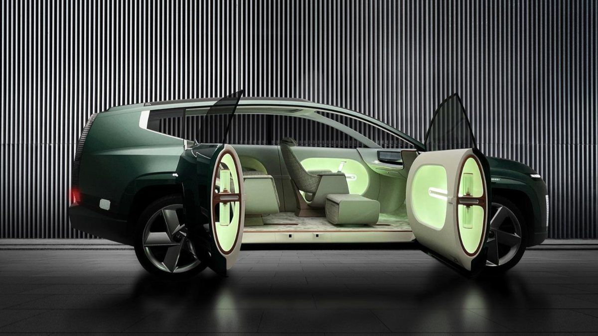Hyundai'den yeni elektrikli SUV konsepti: SEVEN