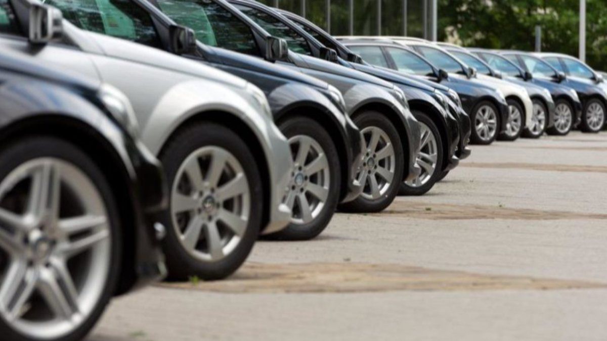 Yeni zamlardan sonra bayiler araçları teslim etmiyor