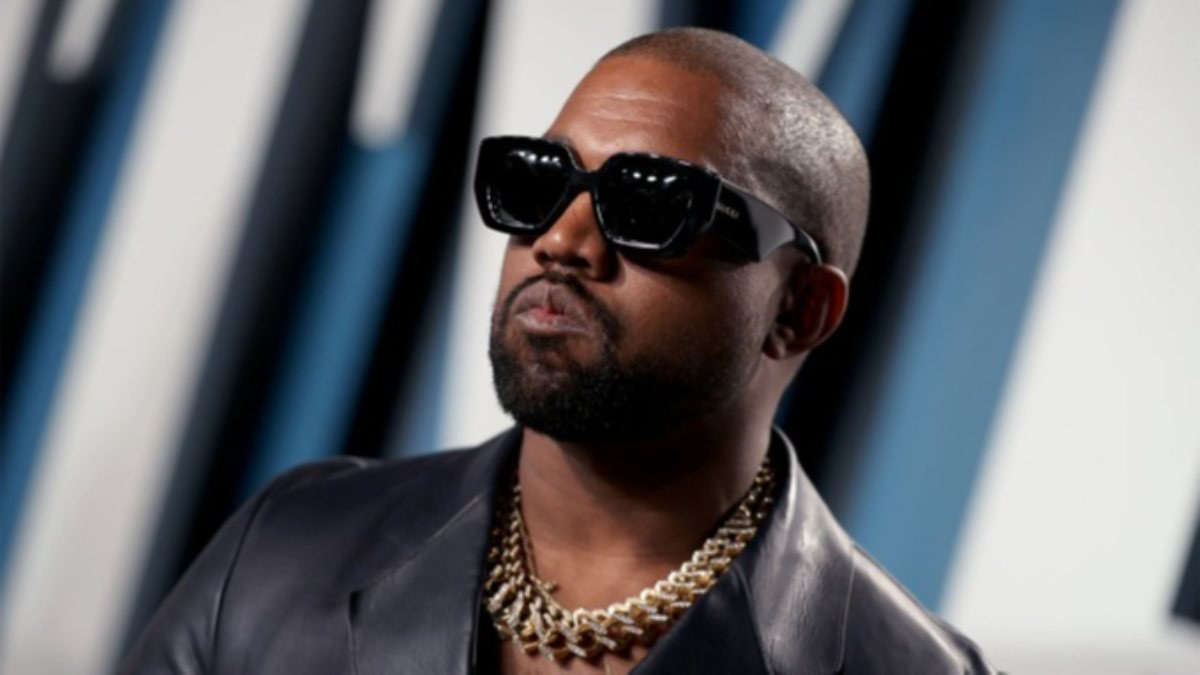 Kanye West'in Twitter hesabı, kuralları ihlal ettiği gerekçesiyle askıya alındı