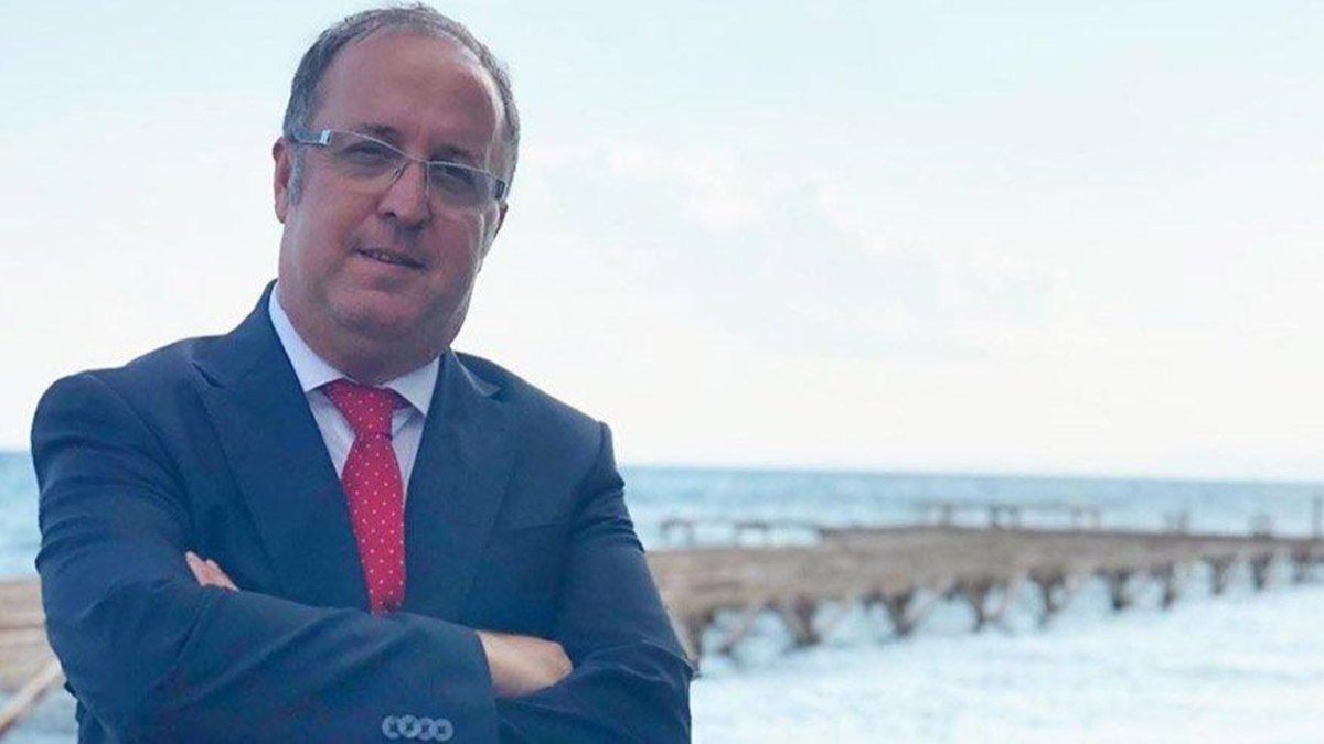 CHP'li Küçükkuyu Belediye Başkanı Cengiz Balkan gözaltına alındı