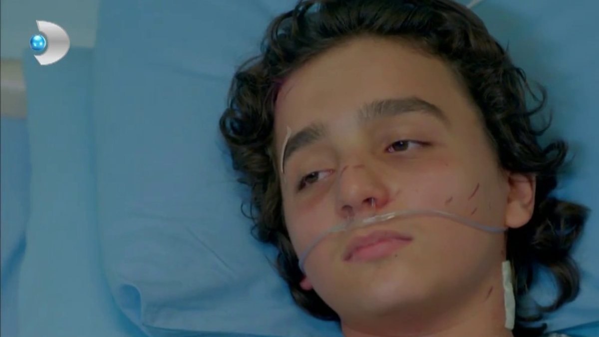 Poyraz Karayel'in İsa'sını görünce şoke olacaksınız! Değişmiş ama öyle böyle değil...