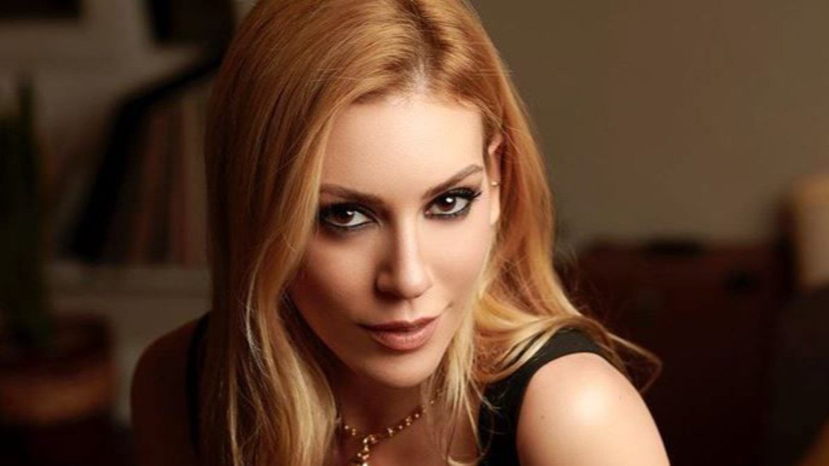 Sinem Kobal ne kadar güzelse kardeşi bir o kadar yakışıklı! Kerem Kobal'ı görenin aklı başından gitti...