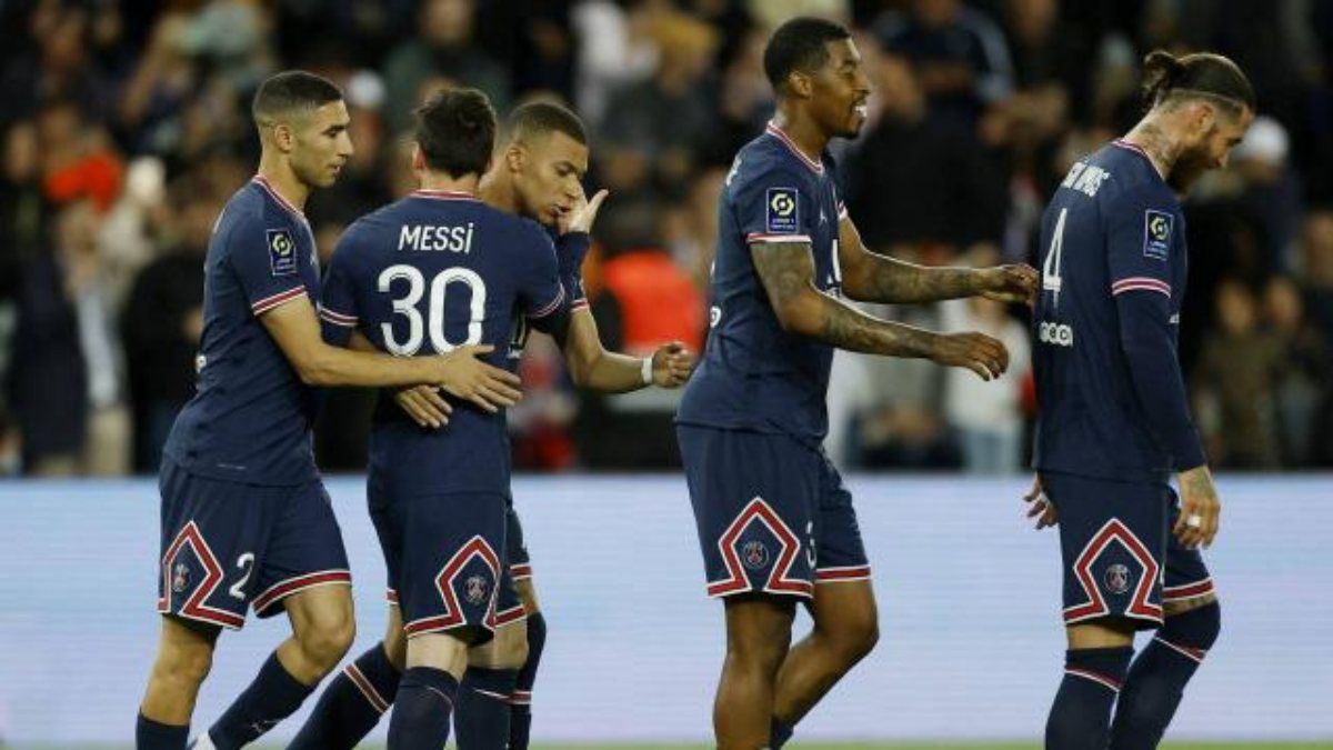 PSG, ligin bitimine 4 hafta kala şampiyonluğunu ilan etti