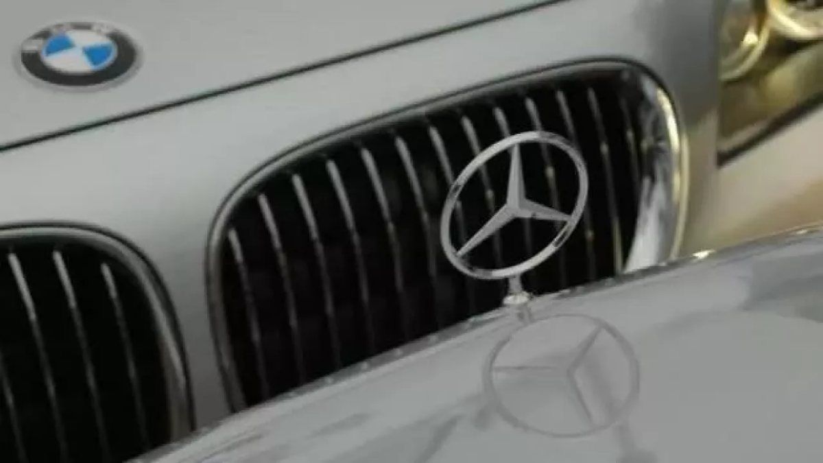 Stellantis, BMW ve Mercedes'in mobilite şirketini satın aldı