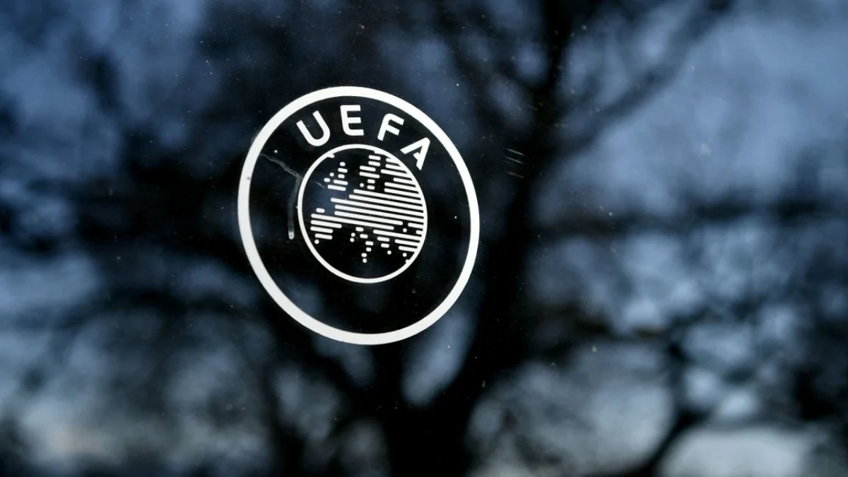 UEFA, Paris'te yaşananlar için özür diledi