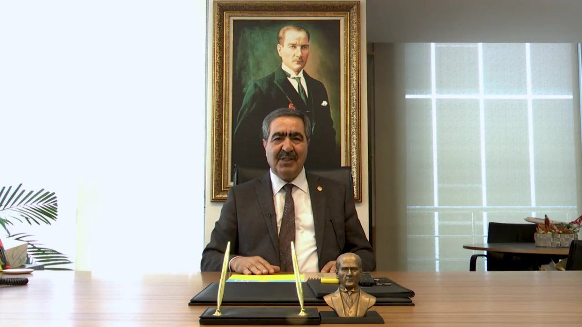 İbrahim Halil Oral, Alevilerle ilgili ifadeleri nedeniyle özür diledi