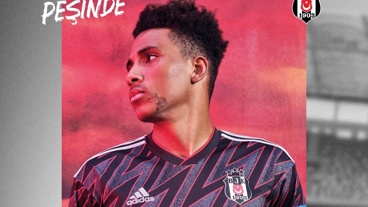 Beşiktaş'ın yeni sezon formaları tanıtıldı