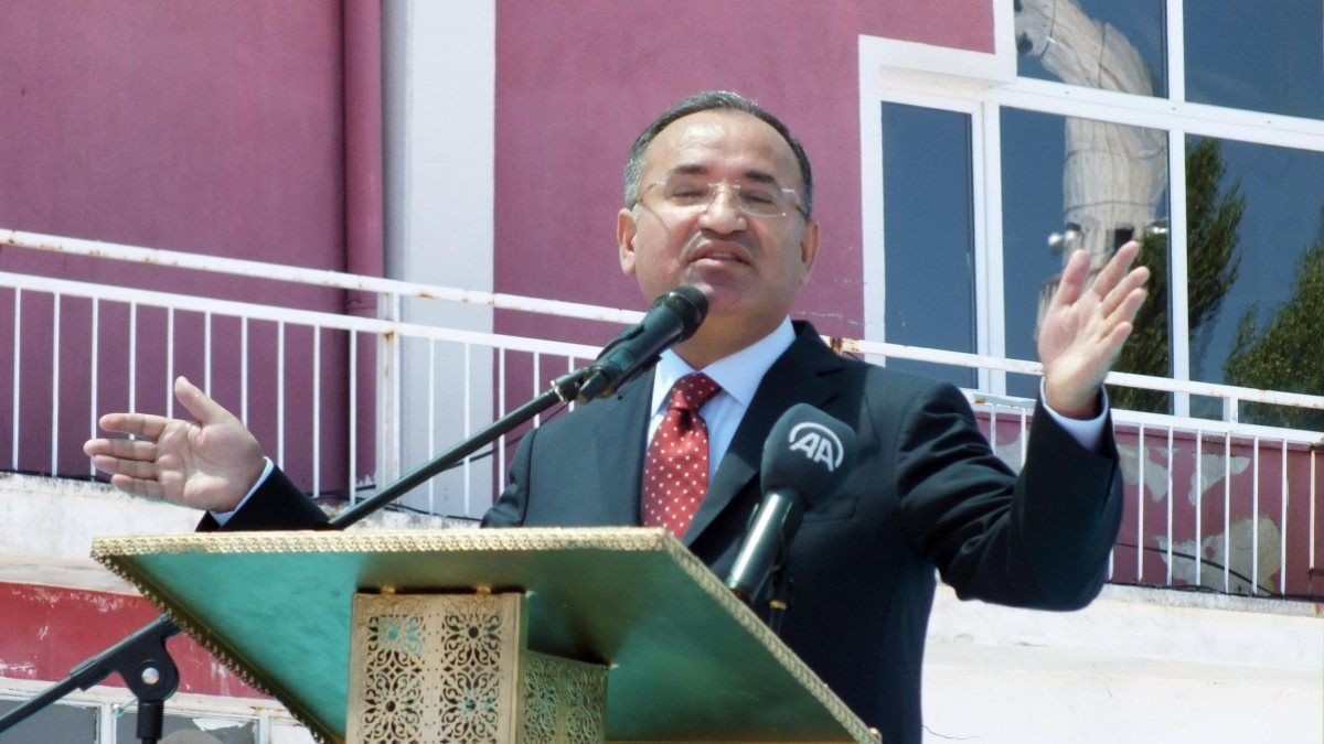 Bekir Bozdağ: Türkiye'de darbeler devri kapanmıştır